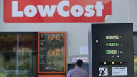 Gasolinera de Repsol en A Tolda donde hay surtidores de autoservicio