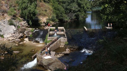 Imagen del río Lérez a la altura de la estación de bombeo de Monte Porreiro, este jueves