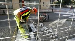 La intervenci�n aportar� a la calle una est�tica similar a la del resto de su entorno peatonal . 
