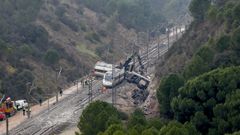 Restos del Alvia siniestrado en Adamuz, durante el cuarto d�a del dispositivo de rescate