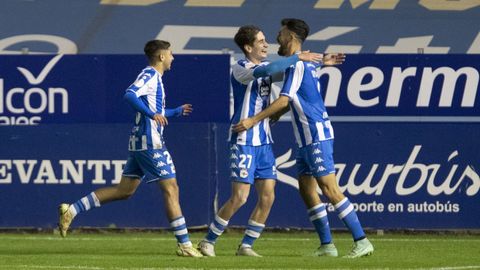 Yeremay debutó con el primer equipo blanquiazul ante el UCAM Murcia en la Copa del Rey 2021-22. Salió en sustitución de Menudo y anotó un gol.