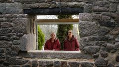 Las monjas Tenzing Ngeyung y Tenzing Palmo, en el monasterio budista de San Amaro