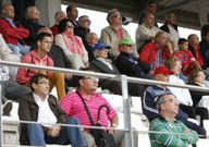 Seiscientos aficionados se dieron cita en las gradas de A Pinguela