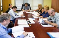 El alcalde presidi� la primera junta de accionistas celebrada ayer en Emafesa. 