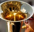 Los alcaldes Agust�n Hern�ndez y Antonio Fern�ndez disfrutaron de pasodobles, marchas de desfile e himnos interpretados por las Bandas de Padr�n y de Santiago. 