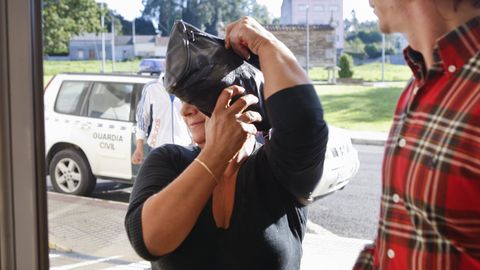 María Emilia Silva tivo que declarar el 7 de noviemre del 2015 en Carballo en calidad de investigada en relación con un alijo de droga incautado por la Guardia Civil