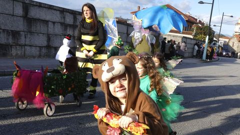 O desfile de Meis, o m�is madrugador da comarca