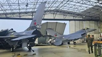 Estado en el que qued&oacute; uno de los hangares de la base a&eacute;rea Monte Real, en Leir&iacute;a, en las proximidades de Co&iacute;mbra