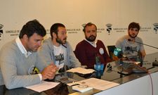 Casares, Ferrad�s, Cu��a y Mouri�o, en la presentaci�n del reto ayer en el consistorio lalinense.