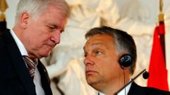 Seehofer y Orb�n, ayer en el monasterio de Banz.