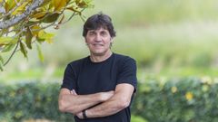 Faustino Surez Moledo es concejal de Dumbra y vecino de Olveira