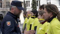 Protesta de Greenpeace contra la ley mordaza