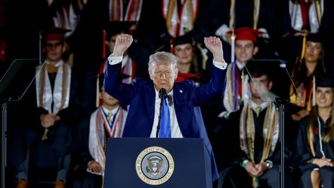 El presidente de Estados Unidos, Donald Trump, en un discurso ante los estudiantes de la Universidad de Alabama.