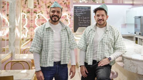 Edwin Garc�a y Chukri Karen est�n al frente de Mocca Chicha, en las galer�as centrales de Ourense