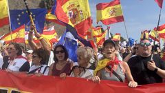 Manifestaci�n de ceut�es�en defensa de la espa�olidad de la ciudad y de su frontera, este domingo.