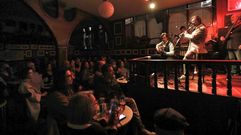 Concierto del sexteto de Jorge Pardo en el Caf� Latino de Ourense. Al vibr�fono, el ourensano Ton Risco