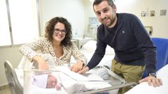 Mauro, el primer beb� gallego del a�o, naci� en Pontevedra