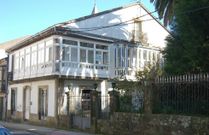 El chal� de los Ara�jo, en la calle San Paio, est� a la venta por 320.000 euros. 