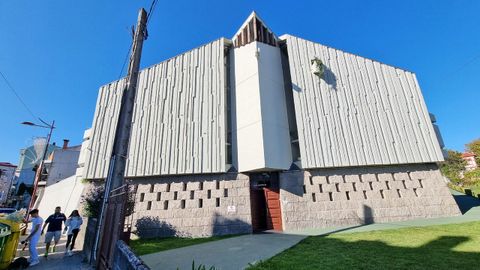 Iglesia de Nosa Seora das Neves, en Teis