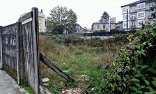 Patrimonio obliga a ejecutar catas arqueol�gicas en la parcela ya que esta linda con el centro hist�rico. 