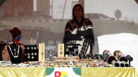 O Barco se rindi al botelo.En el campo da festa, en el Malecn, hay una feria de artesana y gastronoma