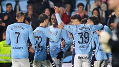 Los c�lticos, celebrando unos de los goles del triunfo sobre el Mallorca que les coloc� en la sexta plaza.