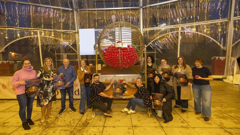 En Vimianzo se presentó el sábado una nueva edición de la campaña «Mercabolas»