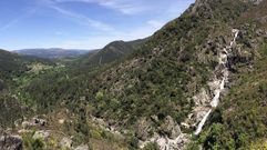 Cuarto d�a del operativo de rescate en los montes del Xur�s