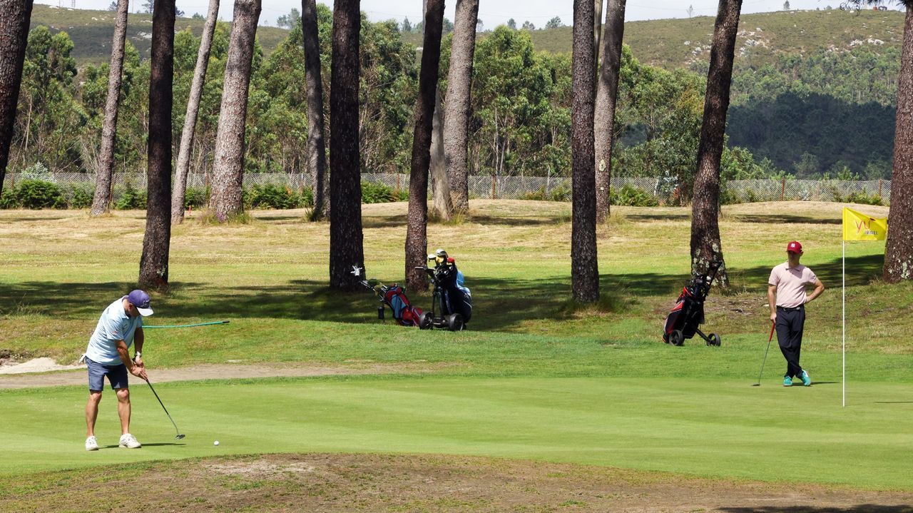 Éxito de participación en el torneo de golf de la Semana de ouro do Albariño