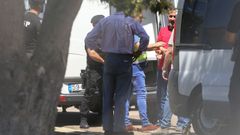 La polic�a de Portugal entrega al l�der de Las 5 Jotas