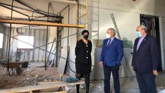 El alcalde Jos� Tom� y los concejales Gloria Prada y Jos� Luis Losada visitaron la nave municipal donde se instalar� el nuevo centro