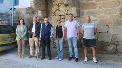 Manuel Prado visit Cortegada, junto al alcalde, Avelino de Francisco. 