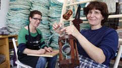 Las redeiras acompa�an la promoci�n de los vinos gallegos