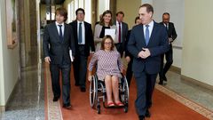 El equipo econ�mico de la Xunta, con el conselleiro al frente, al presentar las �ltimas cuentas