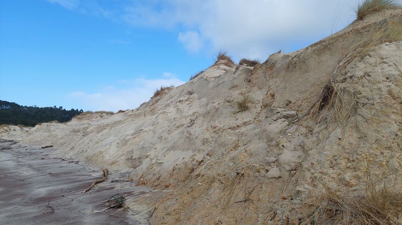 Costas moverá arena en Major, Areas y Agrelo para favorecer la regeneración de estas tres playas de la ría de Pontevedra