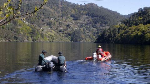 Segundo d�a de b�squeda en el embalse de Os Peares