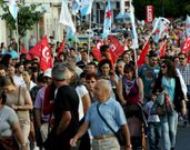 Cuatro mil mari�anos, seg�n sindicatos, apoyaron la manifesta.