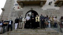 Minuto de silencio en la sede de la Delegaci�n del Gobierno, en A Coru�a.