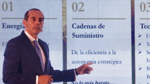 Juan Verde, en la conferencia que ofreci� a empresarios gallegos en Lugo y promovida por Caixabank