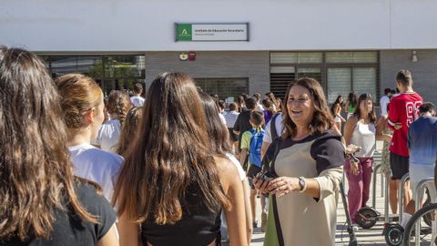 Alumnos del Elena Garca Armada de Jerez regresaron el viernes al centro, aunque no hubo clases