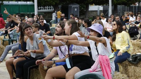 Buen ambiente y pblico de todas las edades se cita en este festival mariano