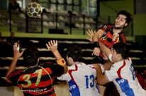 Marco, en la foto de archivo en un lanzamiento, protagoniz� el susto en el partido con su lesi�n.