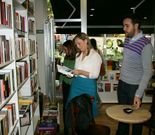 Elena Mu�oz visit� ayer la �nica librer�a-caf� de la ciudad. 