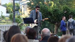 As Letras en Ourense.Actores e m�sicos da comarca de Valdeorras participaron na Festa das Letras do Barco