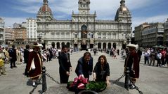 Ceremonia de Funci�n del Voto en A Coru�a.Negreira durante la ceremonia en Mar�a Pita.
