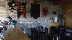 Interior de la cafetera del castillo de Maceda.