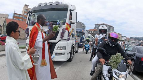 Procesi�n de San Crist�bal y bendici�n de veh�culos en Ribeira 2026