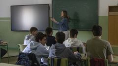 Clases sin luz ayer en el instituto Rosala de Castro de Santiago