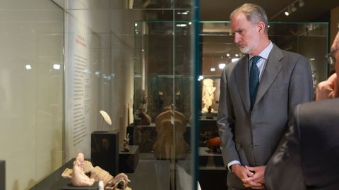 El Rey Felipe VI visita el pasado lunes la exposici&oacute;n 'La mitad del mundo. La mujer en el M&eacute;xico ind&iacute;gena' que se exhibe en el Museo Arqueol&oacute;gico Nacional (MAN), en Madrid.  