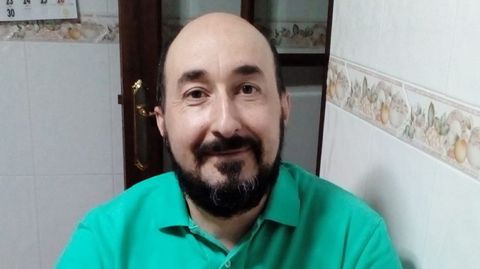 CARLOS RODR�GUEZ, CAMARERO DEL DERBY